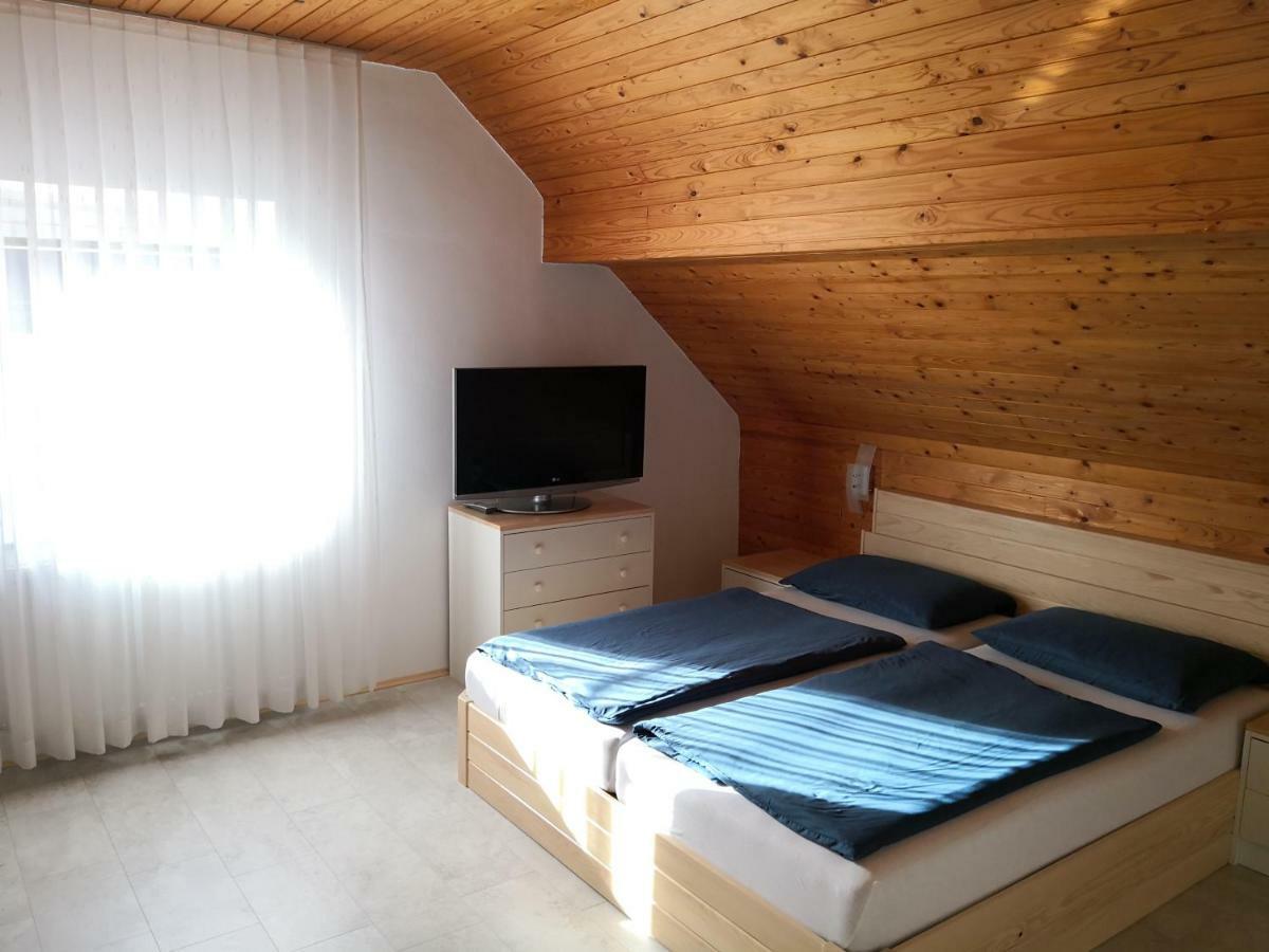 Apartments Silic Bled Bagian luar foto